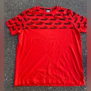 PUMA Men's Red Graphic Tee size large